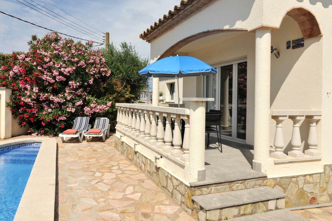 Villa Guti L' Escala Exterior foto